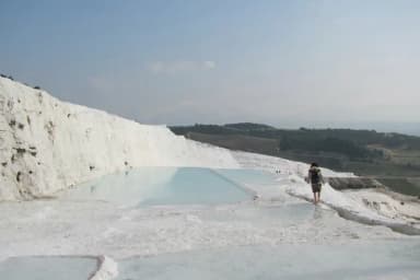 Pamukkale travertenleri