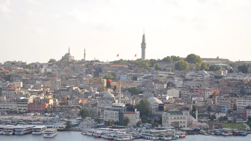 İstanbul ve Haliç manzarası